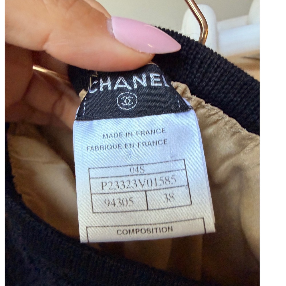 Chanel 04S Black Pointelle Knit Lace Hem Skirt P23323V01585 Size 38 - Picture 3 of 7